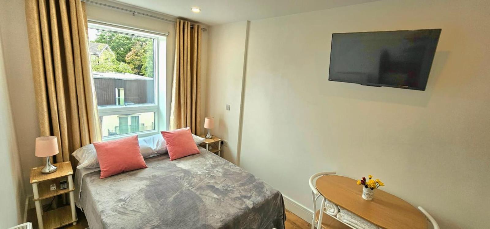 Claire Double Room Londres Exterior foto